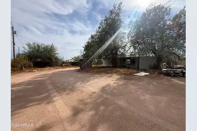 315 N Dewey Street, Apache Junction, AZ 85120 - Photo 8