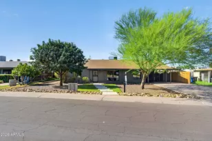 2319 E Earll Dr, Phoenix, AZ 85016 - Photo 28