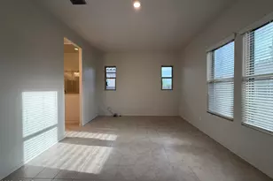 13706 N 144th Dr, Surprise, AZ 85379 - Photo 12