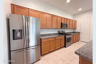 13706 N 144th Drive, Surprise, AZ 85379 - Photo 10