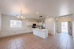 45370 W Paitilla Ln, Maricopa, AZ 85139 - Photo 2