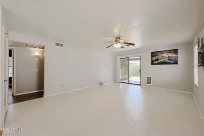 18358 N 88th Avenue, Peoria, AZ 85382 - Photo 4