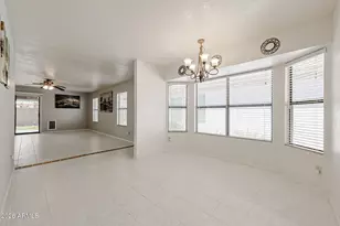 18358 N 88th Ave, Peoria, AZ 85382 - Photo 8