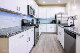 42160 W Sunflower Rd, Maricopa, AZ 85138 - Photo 10