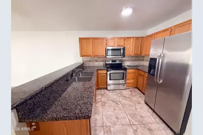 10020 W Montecito Avenue, Phoenix, AZ 85037 - Photo 2