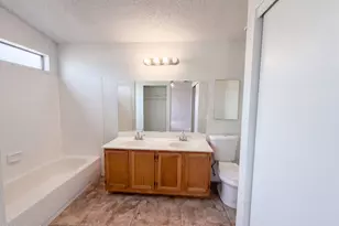 10020 W Montecito Ave, Phoenix, AZ 85037 - Photo 16