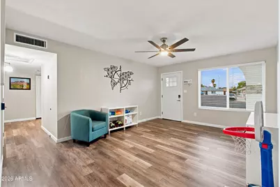 2353 E Hampton Avenue, Mesa, AZ 85204 - Photo 4