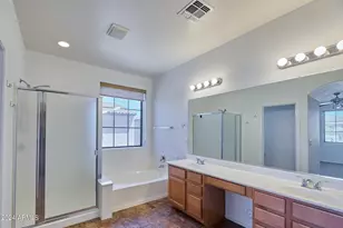 2340 W Dusty Wren Dr, Phoenix, AZ 85085 - Photo 14