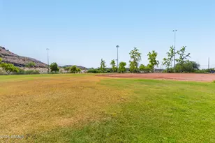 1741 W Thunderhill Dr, Phoenix, AZ 85045 - Photo 44
