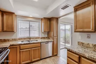 415 W Grandview Rd, Phoenix, AZ 85023 - Photo 10