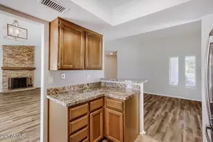 415 W Grandview Rd, Phoenix, AZ 85023 - Photo 8