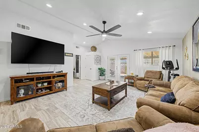 1048 W Heather Drive, Mesa, AZ 85201 - Photo 6