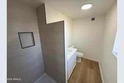 3946 W Northview Avenue, Phoenix, AZ 85051 - Photo 8