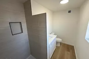 3946 W Northview Ave, Phoenix, AZ 85051 - Photo 8