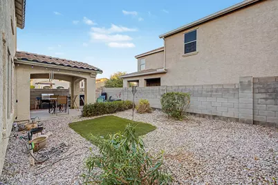 21167 E Munoz Street, Queen Creek, AZ 85142 - Photo 32