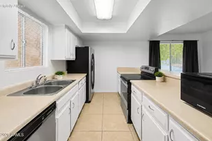 8847 North 8th St, Phoenix, AZ 85020 - Photo 8