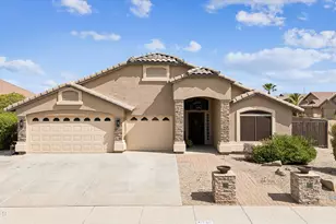 41740 W Parkhill Ct, Maricopa, AZ 85138 - Photo 6