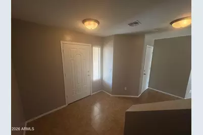 3245 W Santa Cruz Avenue W, San Tan Valley, AZ 85144 - Photo 2