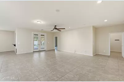 15869 W Mauna Loa Lane, Surprise, AZ 85379 - Photo 14