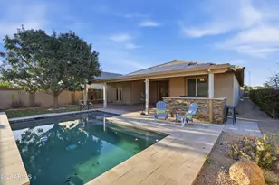 15869 W Mauna Loa Ln, Surprise, AZ 85379 - Photo 42