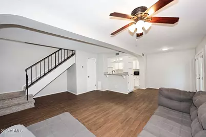 812 E Eugie Avenue, Phoenix, AZ 85022 - Photo 8