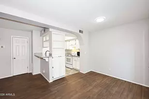 812 E Eugie Ave, Phoenix, AZ 85022 - Photo 10