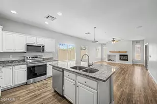 6520 W Range Mule Dr, Phoenix, AZ 85083 - Photo 16