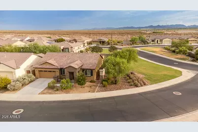 18131 W Redwood Lane, Goodyear, AZ 85338 - Photo 12