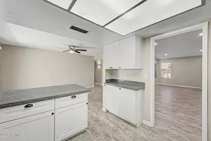 5527 W Cortez St, Glendale, AZ 85304 - Photo 8