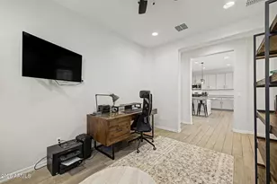5060 N 84th Dr, Glendale, AZ 85305 - Photo 18