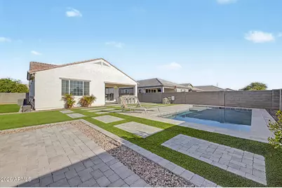 5060 N 84th Drive, Glendale, AZ 85305 - Photo 38