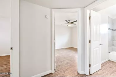 1744 W Glendale Avenue #9, Phoenix, AZ 85021 - Photo 12
