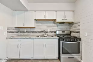 1744 W Glendale Ave, Phoenix, AZ 85021 - Photo 8