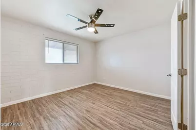 1744 W Glendale Avenue #9, Phoenix, AZ 85021 - Photo 14