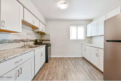 1744 W Glendale Avenue #9, Phoenix, AZ 85021 - Photo 6