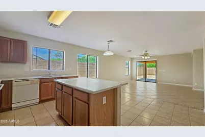 14160 W Larkspur Drive, Surprise, AZ 85379 - Photo 8