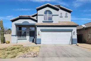 17282 W Elm St, Surprise, AZ 85388 - Photo 2