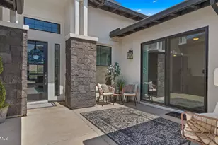 20688 E Pummelos Rd, Queen Creek, AZ 85142 - Photo 2
