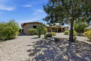 4806 S Kachina Dr, Tempe, AZ 85282 - Photo 32
