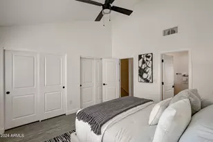 3645 E Earll Dr, Phoenix, AZ 85018 - Photo 12