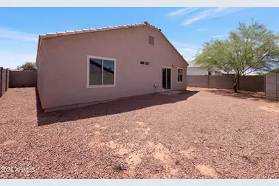 10564 W Buena Vista Drive, Arizona City, AZ 85123 - Photo 24