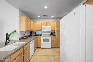 8661 E Crescent Ave, Mesa, AZ 85208 - Photo 10