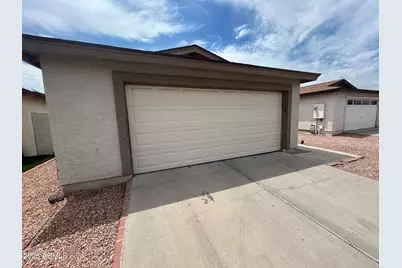 11134 N 82nd Drive, Peoria, AZ 85345 - Photo 1
