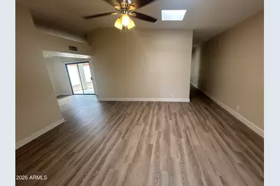11134 N 82nd Drive, Peoria, AZ 85345 - Photo 6