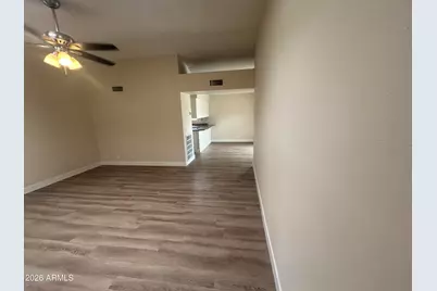 11134 N 82nd Drive, Peoria, AZ 85345 - Photo 8