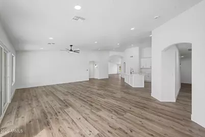 10505 E Emerald Circle, Mesa, AZ 85208 - Photo 14