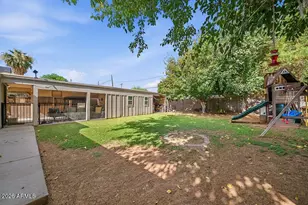 107 S Matlock St, Mesa, AZ 85204 - Photo 24