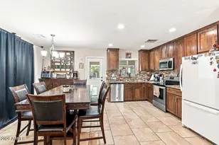 107 S Matlock St, Mesa, AZ 85204 - Photo 6
