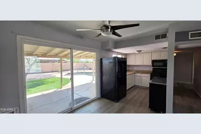 8739 W Turney Avenue, Phoenix, AZ 85037 - Photo 8