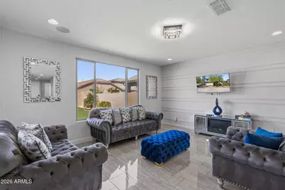 8754 W San Juan Avenue, Glendale, AZ 85305 - Photo 10